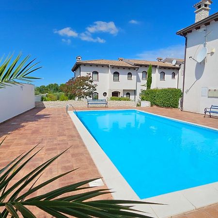 Holiday Home Bellavista Tar-Vabriga Luaran gambar