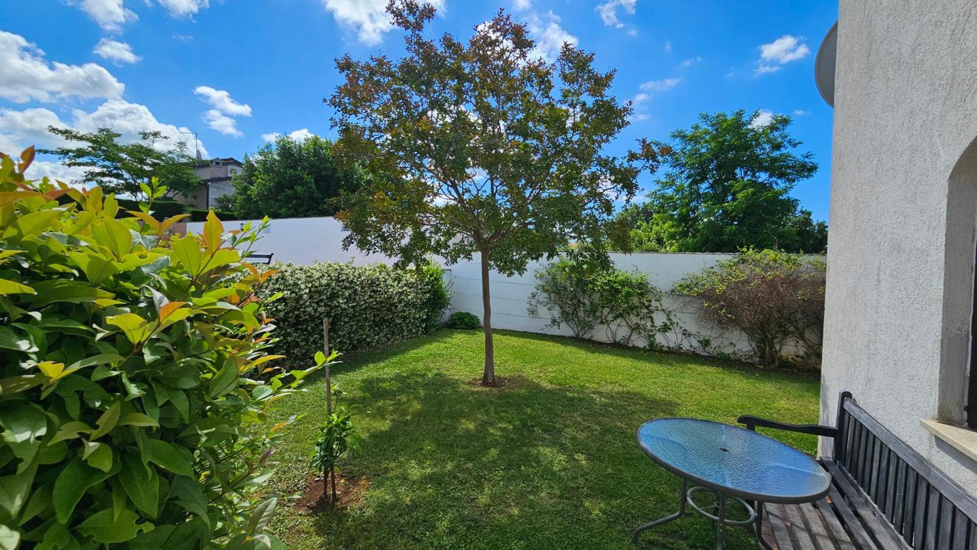 Holiday Home Bellavista Tar-Vabriga Luaran gambar