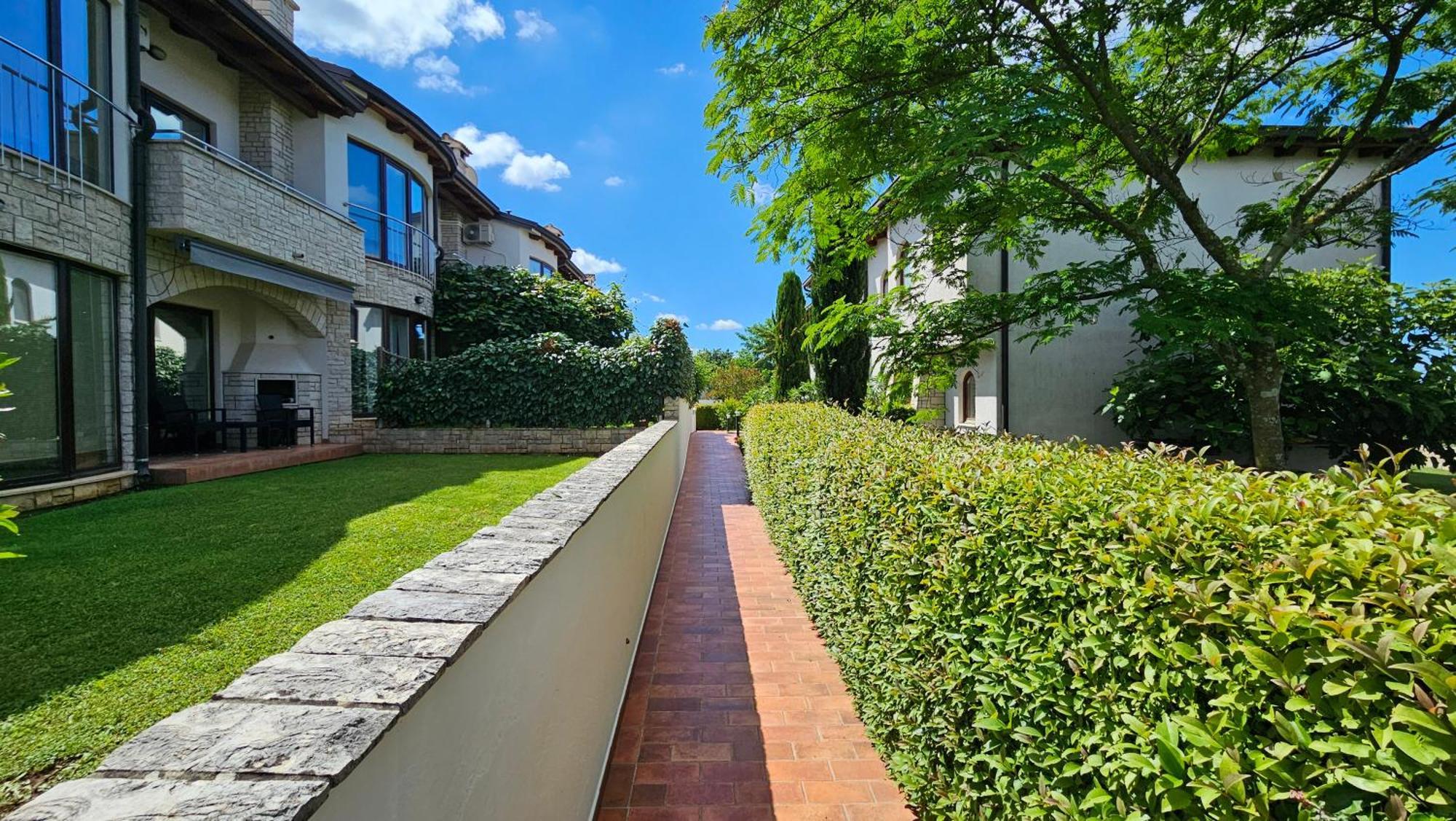 Holiday Home Bellavista Tar-Vabriga Luaran gambar